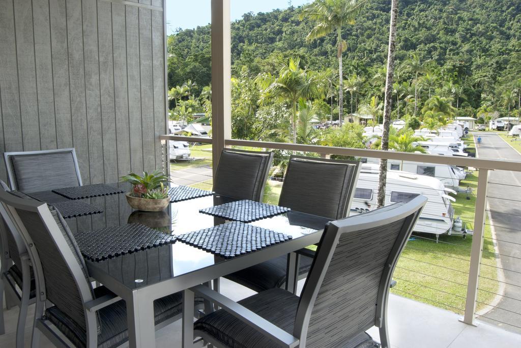 Cairns Crystal Cascades Holiday Park ภายนอก รูปภาพ