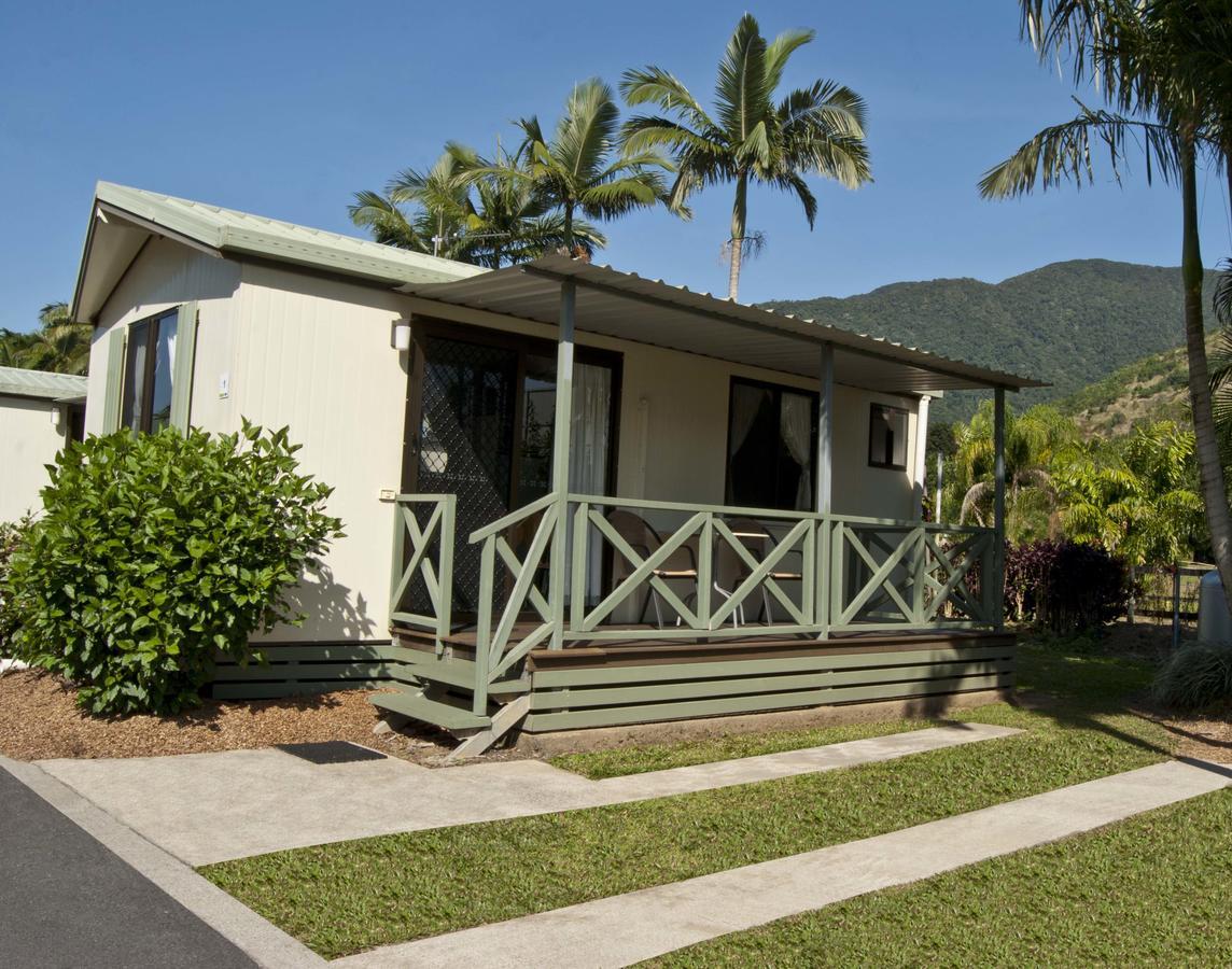 Cairns Crystal Cascades Holiday Park ภายนอก รูปภาพ
