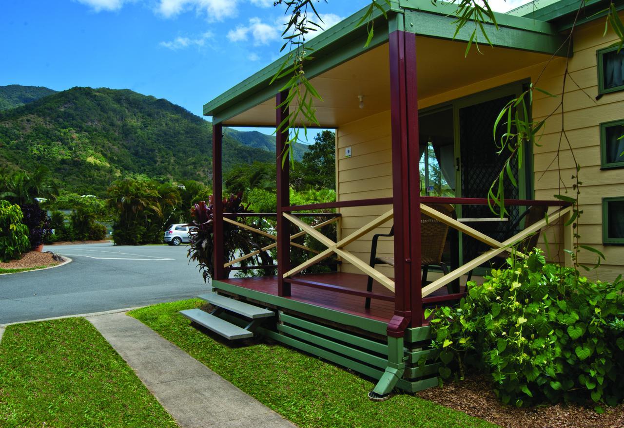 Cairns Crystal Cascades Holiday Park ภายนอก รูปภาพ