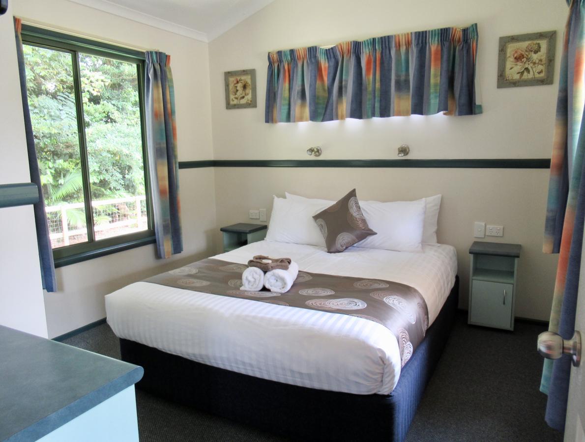 Cairns Crystal Cascades Holiday Park ภายนอก รูปภาพ