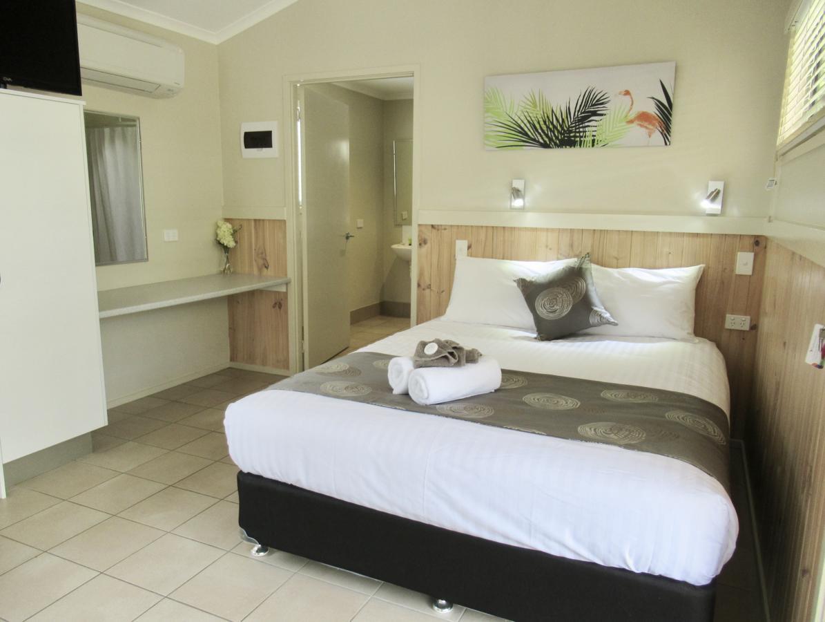 Cairns Crystal Cascades Holiday Park ภายนอก รูปภาพ
