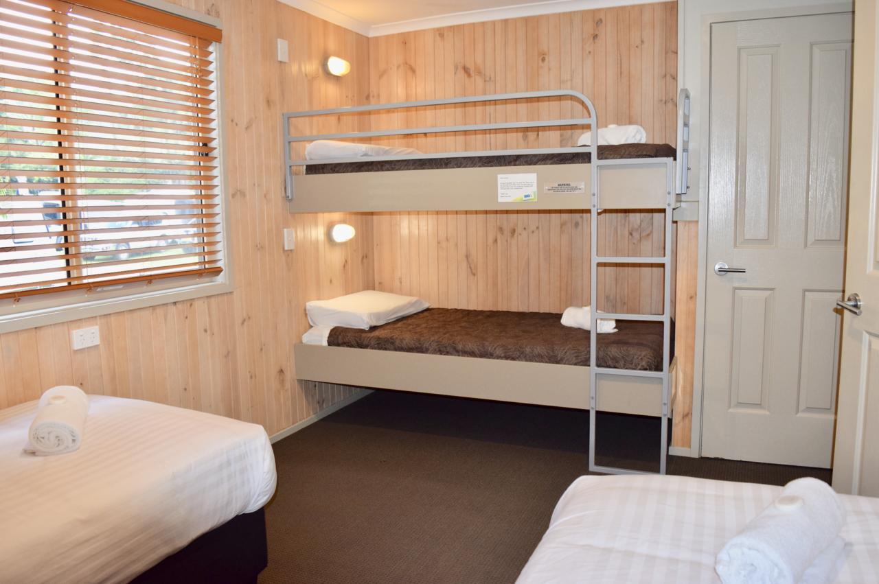 Cairns Crystal Cascades Holiday Park ภายนอก รูปภาพ